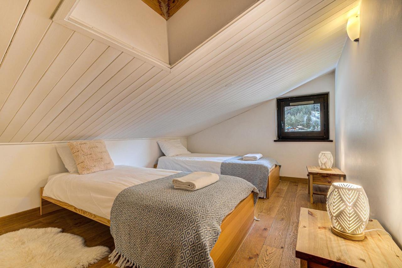 Apartment Les Drus - Alpes Travel - Chamonix - Sleeps 6 Exterior photo